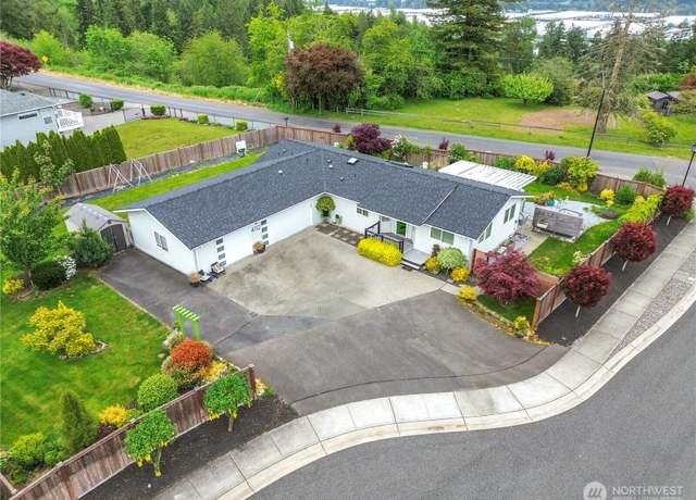 Property at 4112 Caldwell Rd E, Edgewood, WA 98372, 2 beds, 2 baths