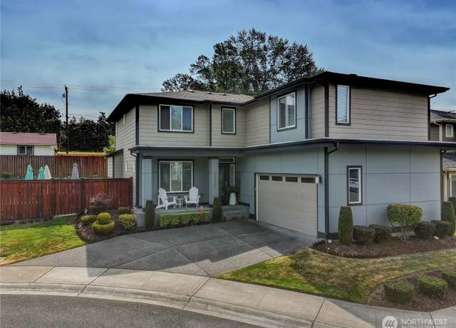 Property at 24220 93rd Ct S, Kent, WA 98030, 4 beds, 3 baths