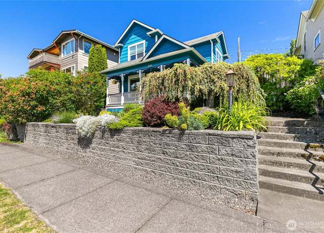 Property at 805 11th St, Bellingham, WA 98225, 3 beds, 2.5 baths
