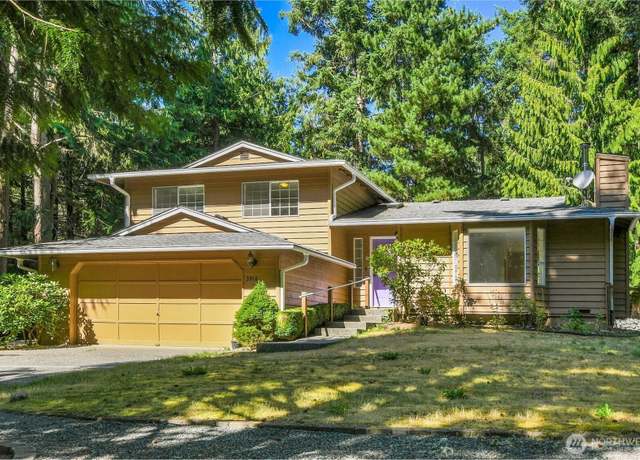 Property at 3918 Brenden Cir, Clinton, WA 98236, 3 beds, 2.5 baths