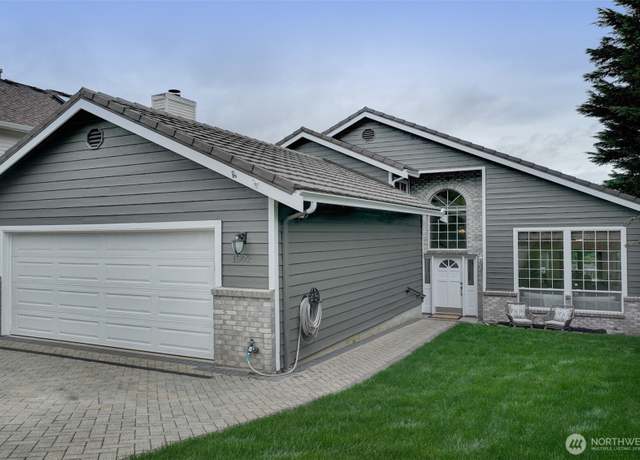 Property at 1502 223rd Pl NE, Sammamish, WA 98074, 4 beds, 4 baths