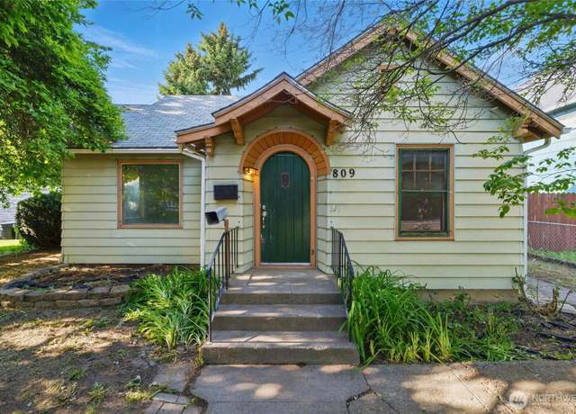 Property at 809 E Alder St, Walla Walla, WA 99362, 2 beds, 2 baths