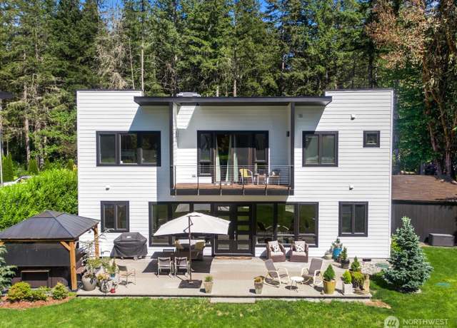 Property at 6680 NE Ralston Rd, Bainbridge Island, WA 98110, 4 beds, 4.5 baths