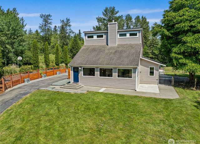 Property at 12427 251st Ave SE, Monroe, WA 98272, 3 beds, 2.5 baths