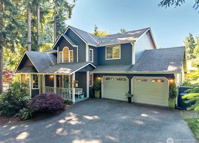 Property at 2025 Eskridge Blvd SE, Olympia, WA 98501, 4 beds, 2.5 baths