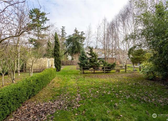 Property at 619 HI AB LA Pl NE, Tacoma, WA 98422