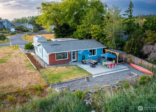 Property at 4452 Saltspring Dr, Ferndale, WA 98248, 3 beds, 2.5 baths