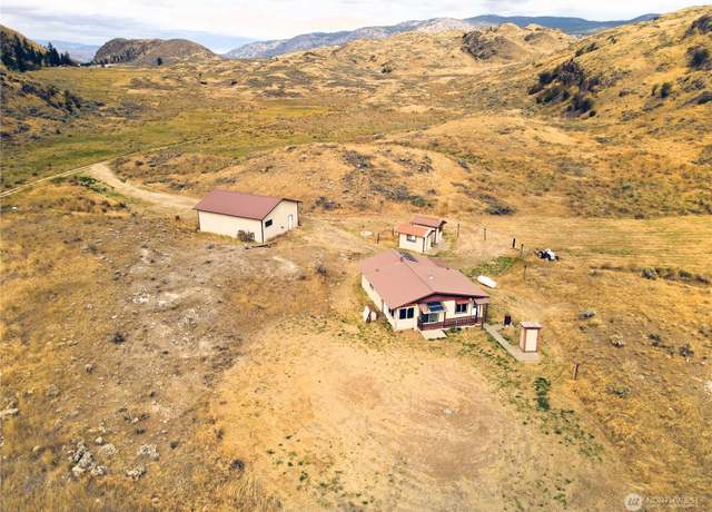 Property at 105 Emily Rd, Oroville, WA 98844, 2 beds, 1 bath