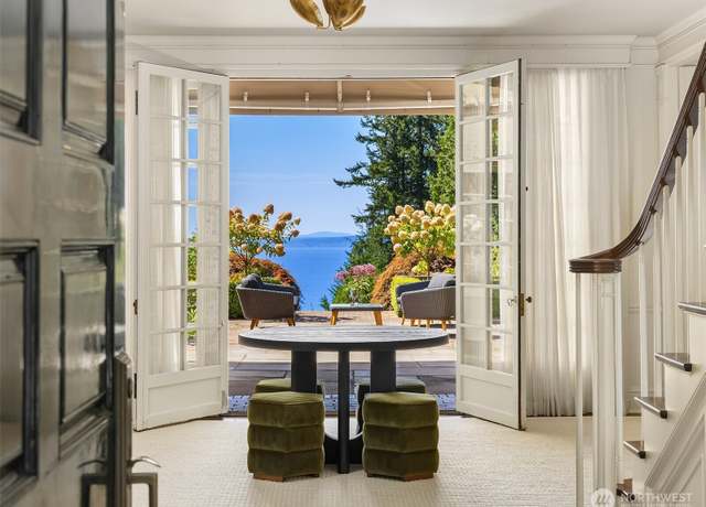 Property at 72 Olympic Dr NW, Shoreline, WA 98177, 6 beds, 8 baths