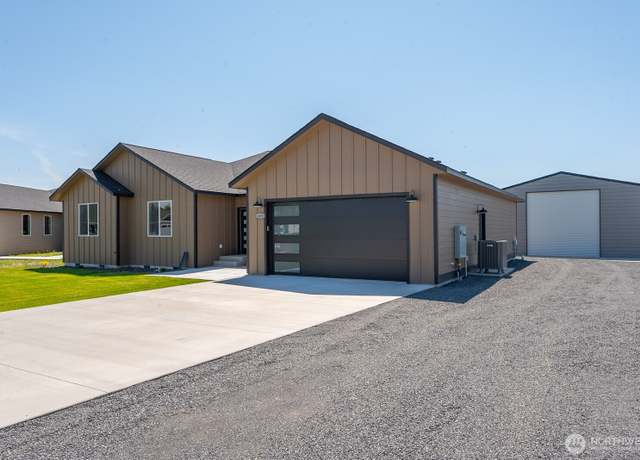 Property at 6425 NE Road 2.15, Moses Lake, WA 98837, 3 beds, 2.5 baths