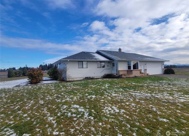 Property at 117 Plomondon Rd, Toledo, WA 98591, 3 beds, 1.5 baths