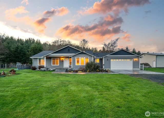 Property at 23 Elk Ridge Dr, Cathlamet, WA 98612, 4 beds, 2.5 baths