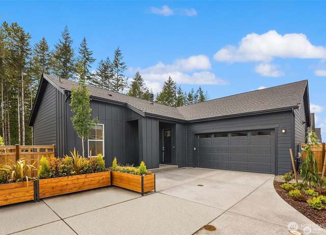 Property at 33449 Douglas Ave SE, Black Diamond, WA 98010, 2 beds, 2 baths