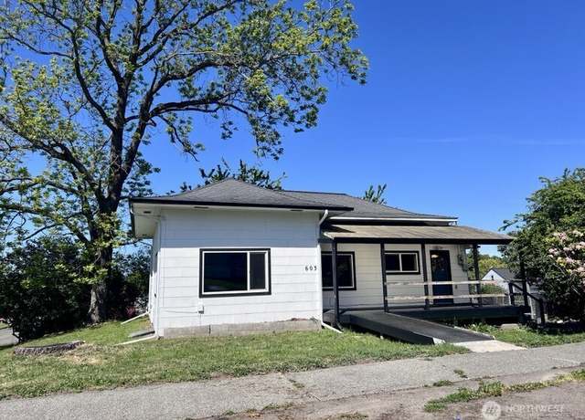 Property at 603 E 10th St, Port Angeles, WA 98362, 2 beds, 1 bath