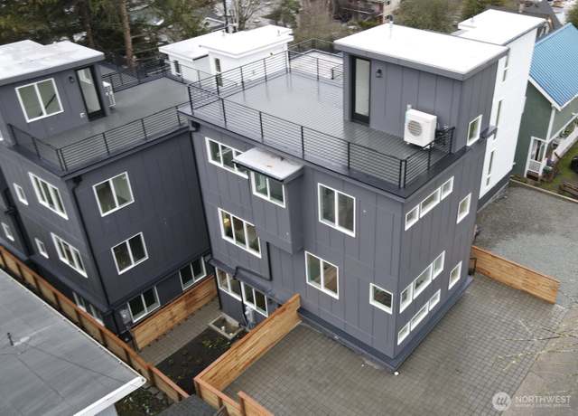 Property at 631 W Emerson St, Seattle, WA 98119, 4 beds, 2.5 baths