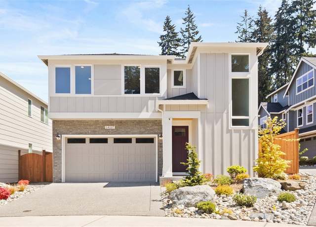 Property at 14107 Meridian Dr SE, Everett, WA 98208, 5 beds, 3 baths