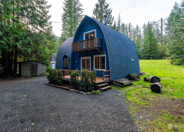 Property at 2731 Blue Jay Valley Ln, Maple Falls, WA 98266, 3 beds, 2 baths