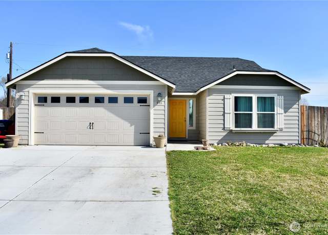 Property at 533 S Atlantic St, Moses Lake, WA 98837, 3 beds, 2 baths