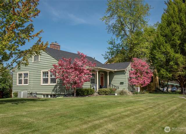 Property at 1007 N B St, Ellensburg, WA 98926, 4 beds, 1.5 baths