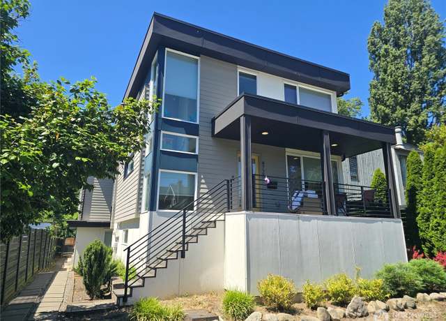 Property at 4723 8th Ave NE, Seattle, WA 98105, 8 beds, 3 baths