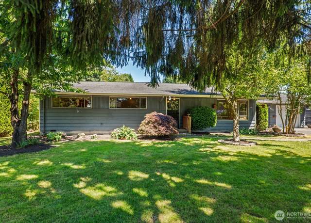 Property at 4613 Sunnyside Blvd, Marysville, WA 98270, 4 beds, 1.5 baths