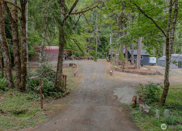 Property at 31 N Fawn Dr, Hoodsport, WA 98548