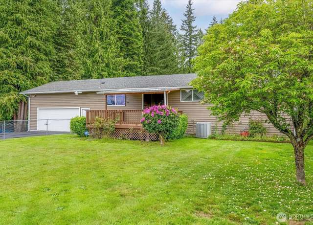 Property at 3213 Lindsey Dr, Longview, WA 98632, 4 beds, 2 baths