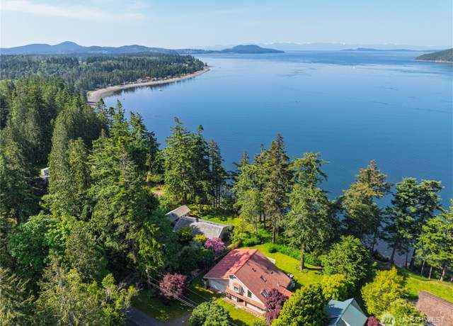 Property at 5398 West Shore Rd, Anacortes, WA 98221, 3 beds, 2.5 baths