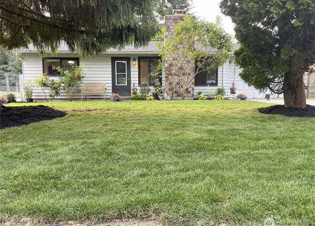Property at 12611 50th Dr SE, Everett, WA 98208, 3 beds, 1 bath