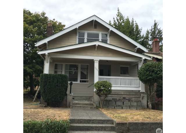 Property at 5011 8th Ave NE, Seattle, WA 98105, 7 beds, 3 baths