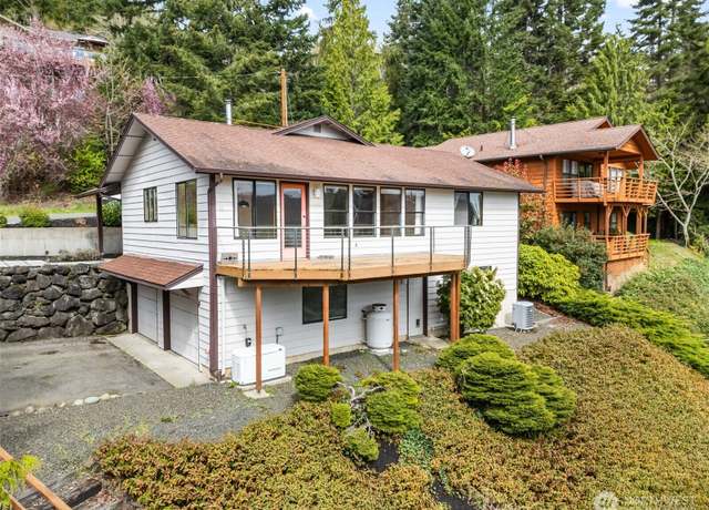 Property at 10 N Sharon Ave, Hoodsport, WA 98548, 2 beds, 2.5 baths