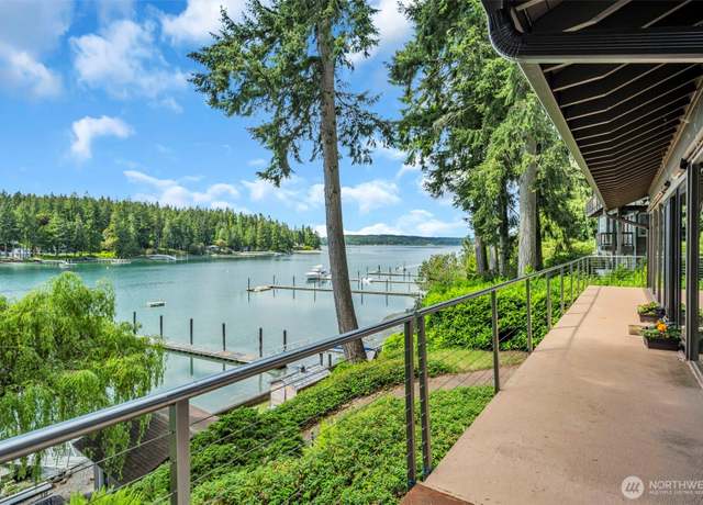Property at 6490 NE Monte Vista Dr, Bainbridge Island, WA 98110, 3 beds, 2 baths