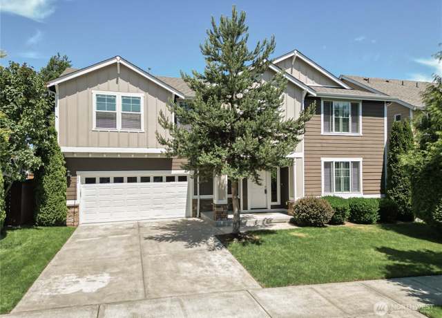 Property at 621 24th Ave S, Puyallup, WA 98373, 4 beds, 2.5 baths