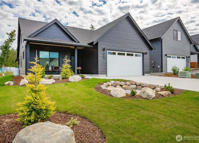 Property at 252 Sweet Gum Dr, Blaine, WA 98230, 4 beds, 3 baths