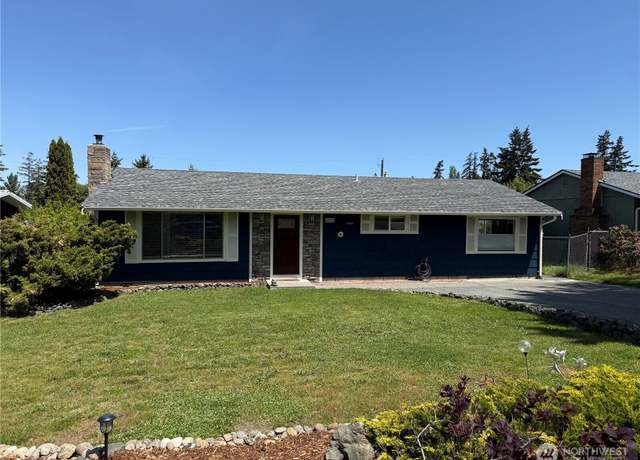 Property at 1431 W 11th St, Port Angeles, WA 98363, 3 beds, 1 bath
