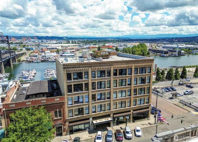 Property at 1120 Cliff Ave #304, Tacoma, WA 98402, 1 bed, 1 bath