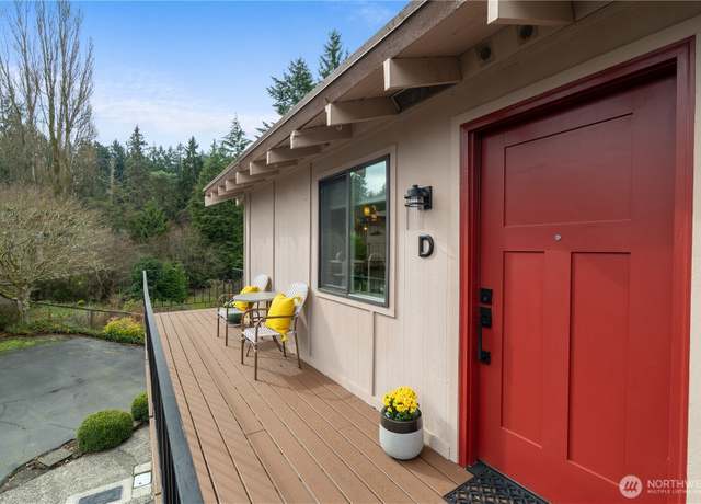 Property at 2812 Garden Ct Unit D, Steilacoom, WA 98388, 2 beds, 1 bath