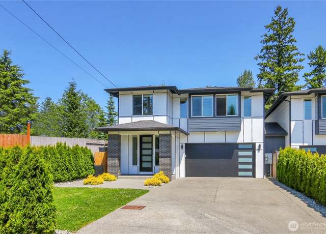 Property at 10617 Rosewood Ave Unit A, Everett, WA 98204, 5 beds, 2.5 baths