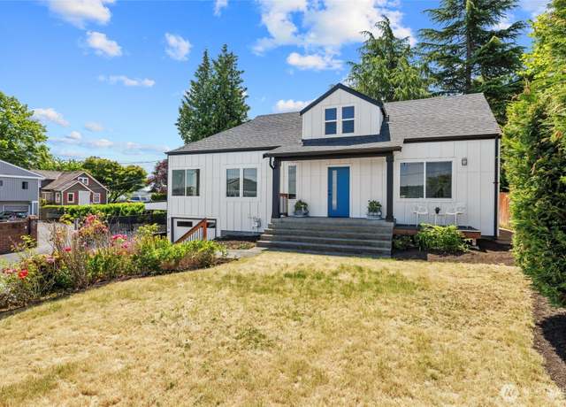 Property at 8739 S 113th St, Seattle, WA 98178, 3 beds, 2 baths
