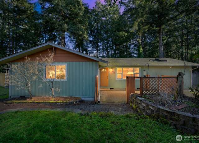 Property at 8842 Daffodil Ln SE, Olympia, WA 98513, 3 beds, 2 baths