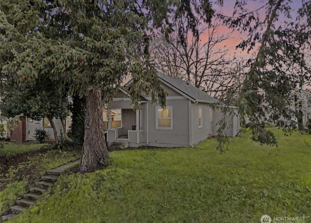 Property at 3605 S Cushman Ave, Tacoma, WA 98418, 3 beds, 1 bath