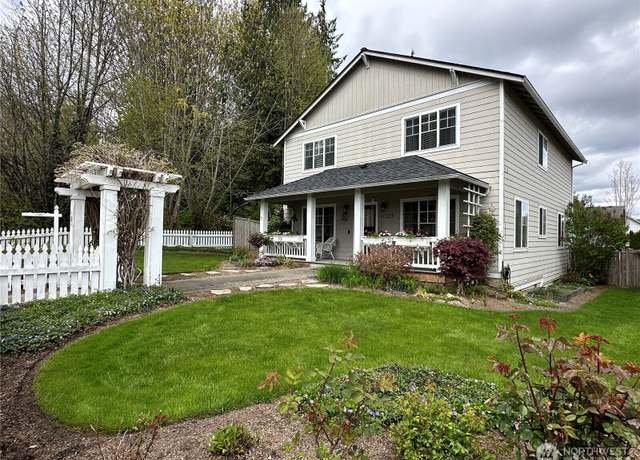 Property at 11323 32nd St NE, Lake Stevens, WA 98258, 4 beds, 2.5 baths