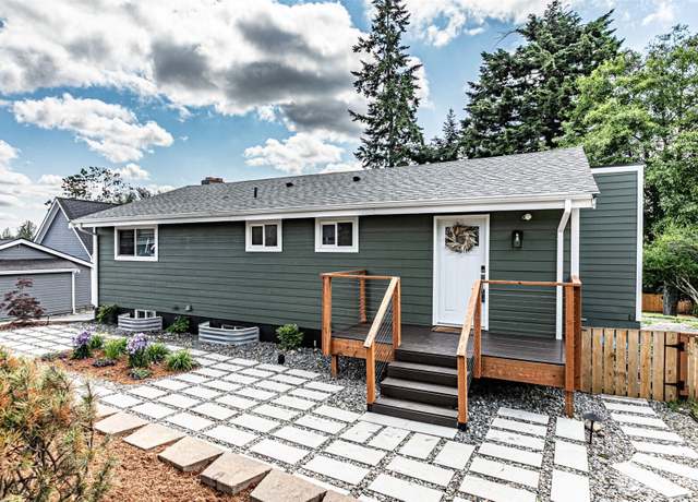Property at 469 Hoquiam Ave NE, Renton, WA 98059, 3 beds, 3 baths
