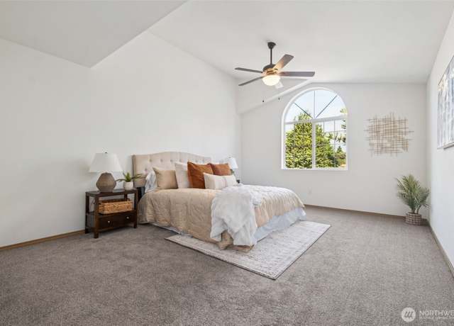Property at 2535 S 288th St #2, Federal Way, WA 98003, 3 beds, 2.5 baths