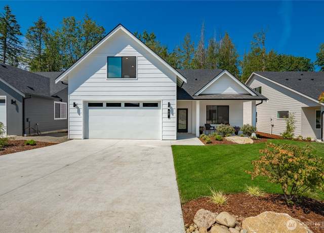 Property at 706 E 5th St, Nooksack, WA 98276, 4 beds, 3 baths