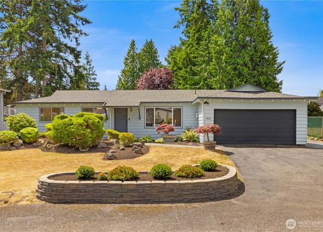 Property at 8822 221st Pl SW, Edmonds, WA 98026, 3 beds, 2.5 baths
