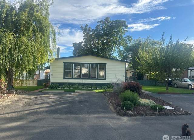 Property at 3131 W Wapato Dr #57, Moses Lake, WA 98837, 3 beds, 2 baths