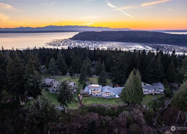Property at 8123 Possession Ridge Ln, Clinton, WA 98236, 3 beds, 3.5 baths