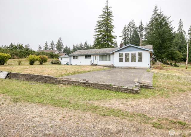 Property at 576 Ocean Beach Rd, Hoquiam, WA 98550, 3 beds, 2 baths