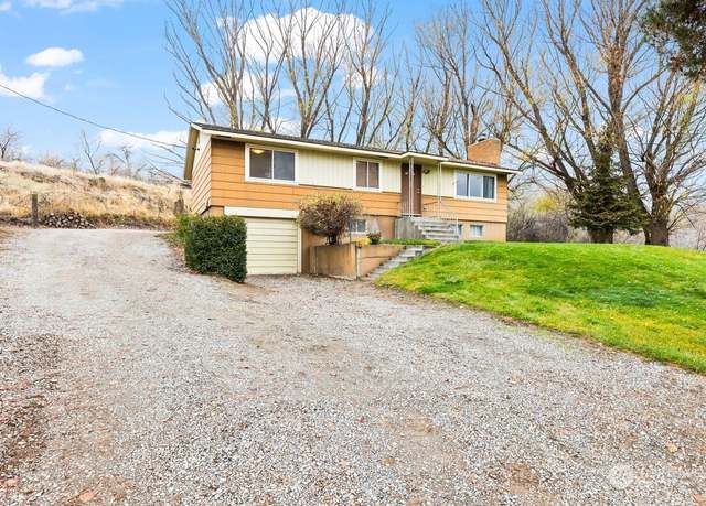Property at 27480 SR 22, Mabton, WA 98935, 3 beds, 2.5 baths